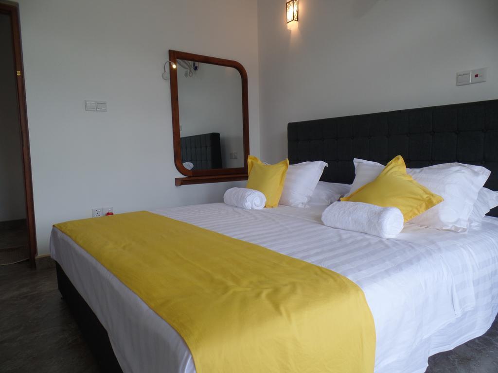 Kandyan Bluestar Villa Habitación foto