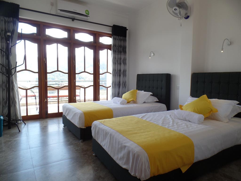 Kandyan Bluestar Villa Habitación foto