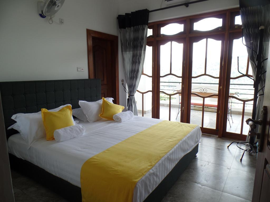 Kandyan Bluestar Villa Habitación foto